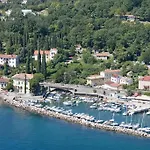 Vera Apartman *