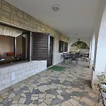 Vera Apartman