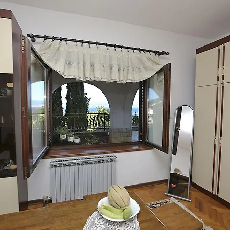 Apartment Vera Icici