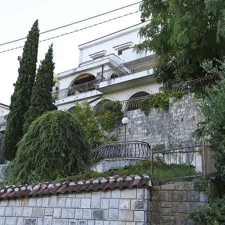 Vera Apartment Icici